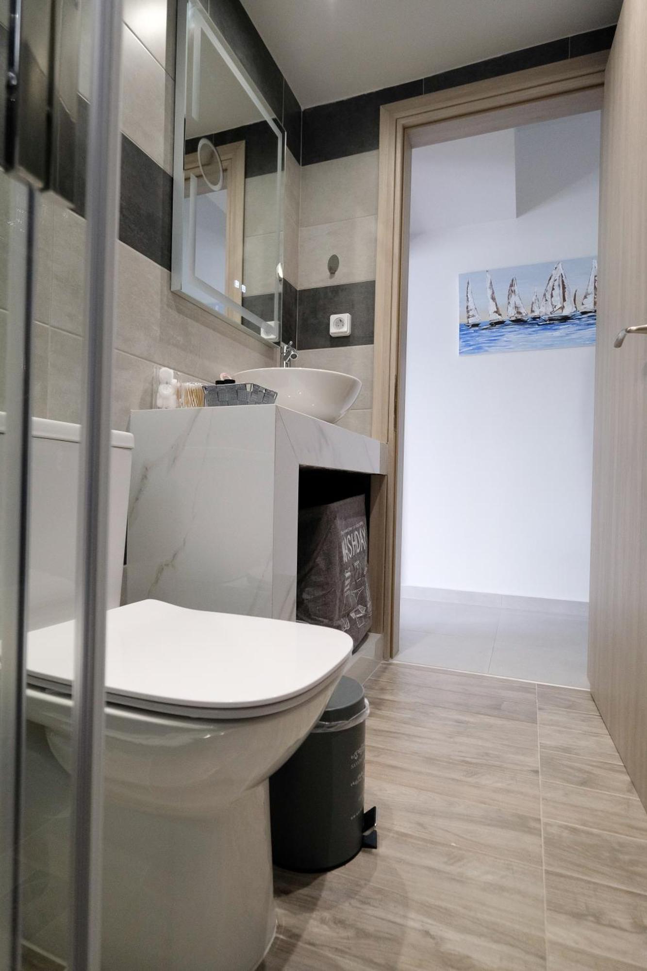 Apartament Rhodes Retreat: Modern Comfort In Serene Luxury Rhodes City