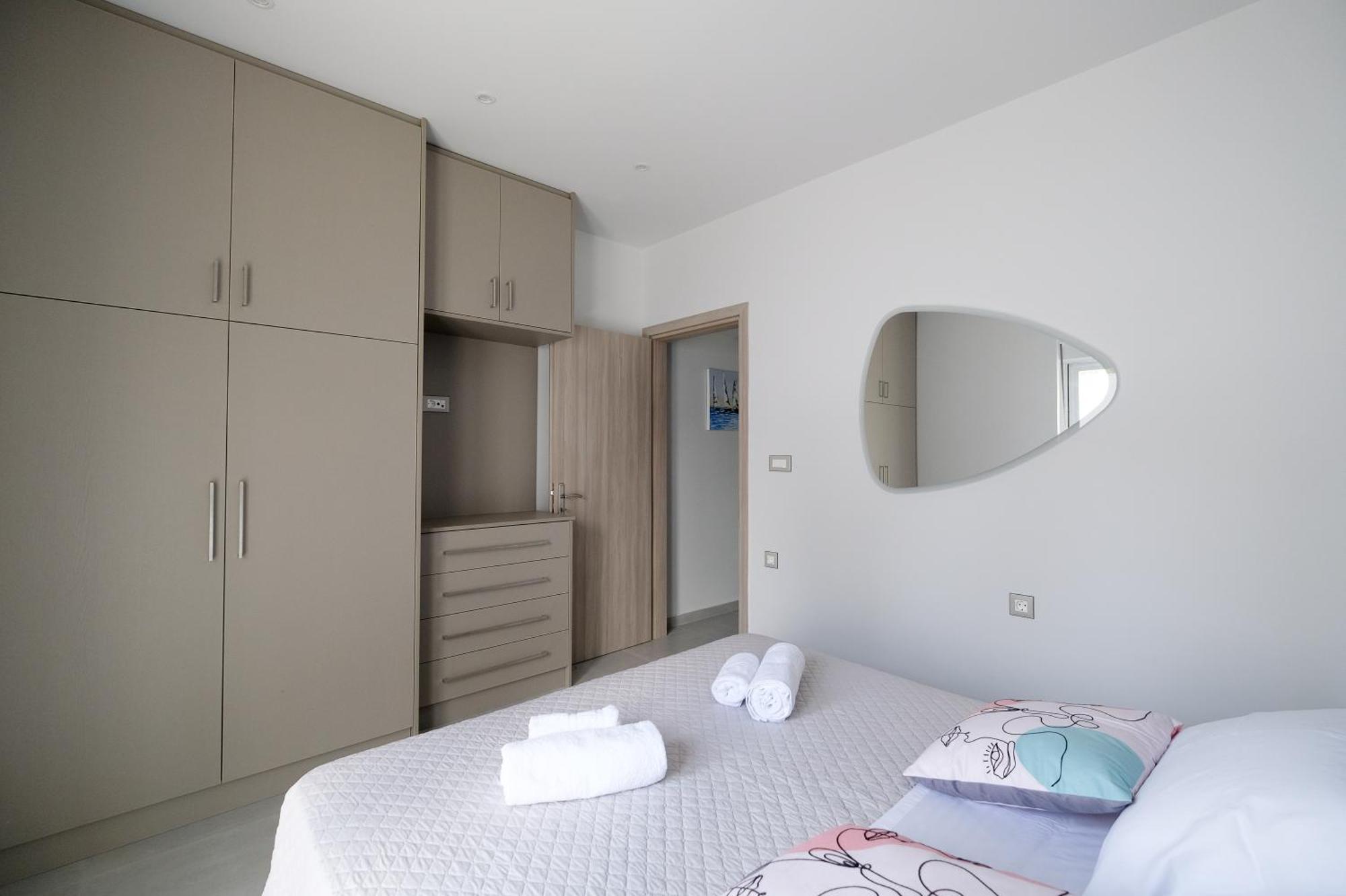 Rhodes Retreat: Modern Comfort In Serene Luxury Apartament