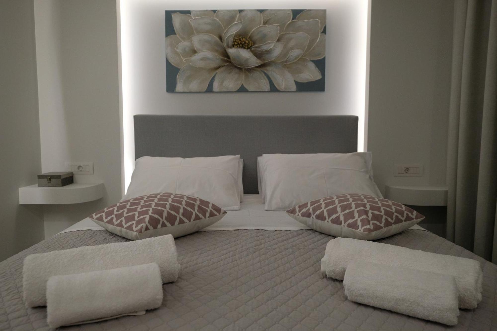 Rhodes Retreat: Modern Comfort In Serene Luxury Apartment Rhodes City