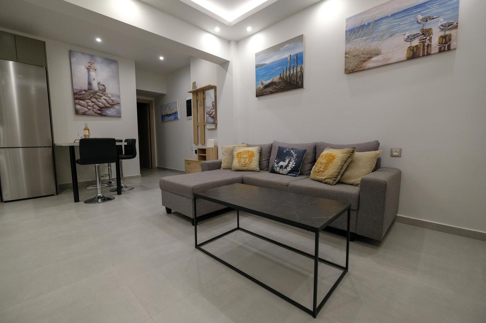 Apartment Rhodes Retreat: Modern Comfort In Serene Luxury