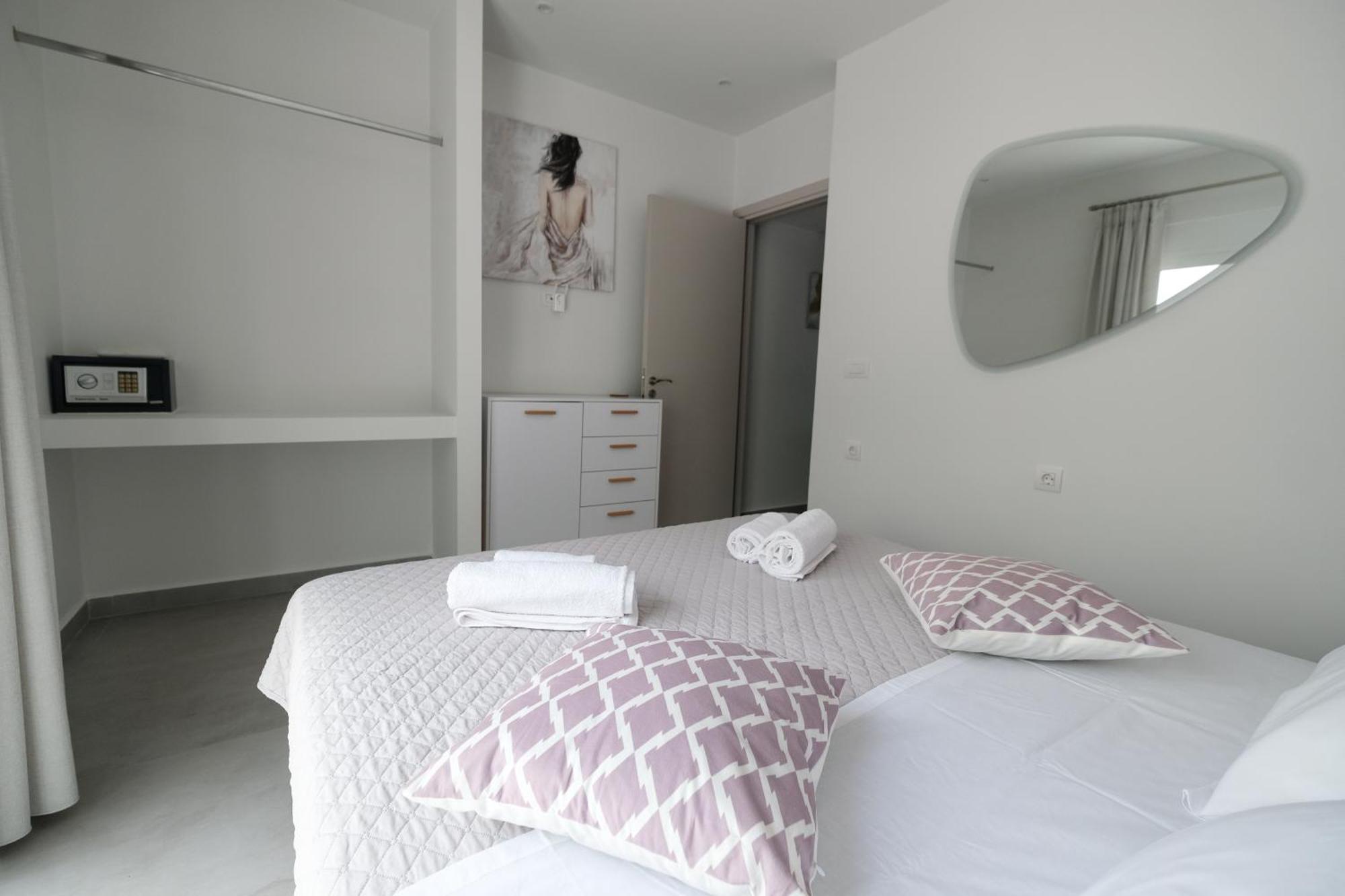 Rhodes Retreat: Modern Comfort In Serene Luxury * Родос