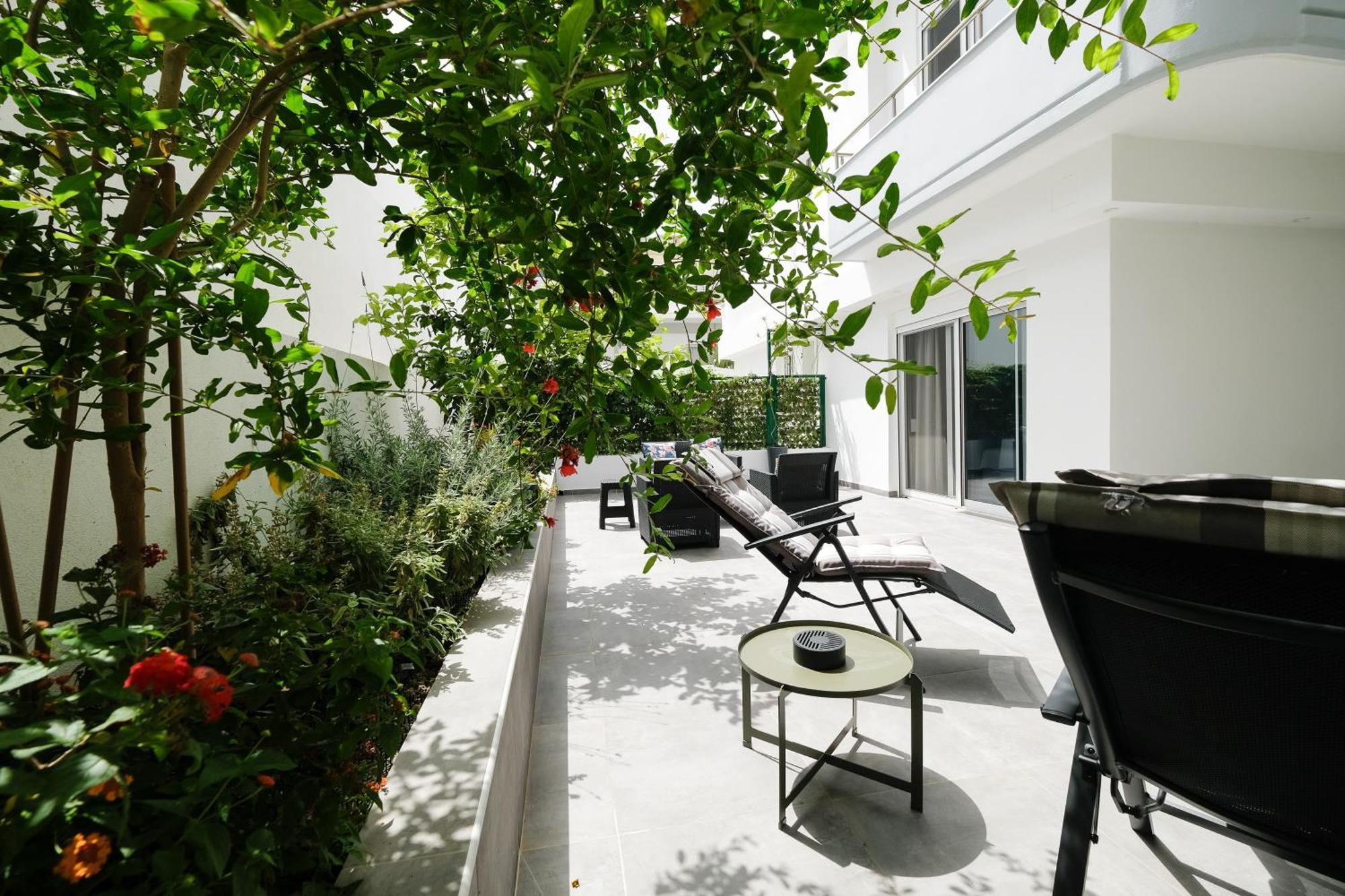 Rhodes Retreat: Modern Comfort In Serene Luxury * Родос